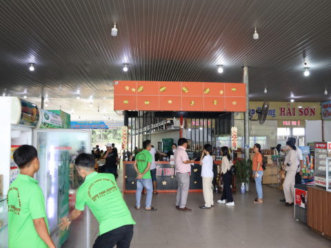 Tiếp đón đoàn khách hàng