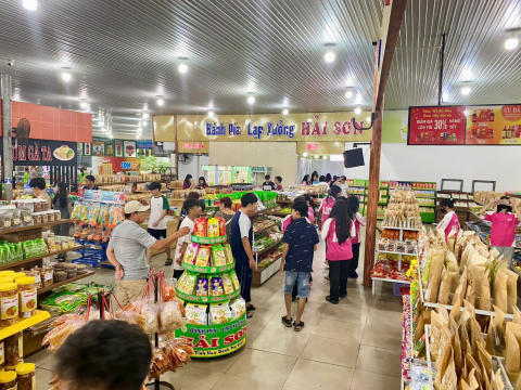 Không Gian Của Trạm Dừng Chân Cảnh Thảo Nguyên