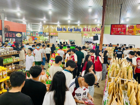 Không Gian Của Trạm Dừng Chân Cảnh Thảo Nguyên