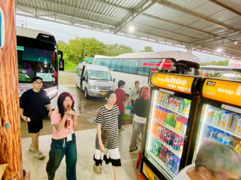 Không Gian Của Trạm Dừng Chân Cảnh Thảo Nguyên