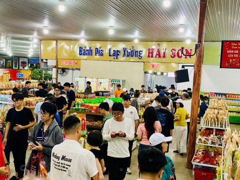 Không Gian Của Trạm Dừng Chân Cảnh Thảo Nguyên