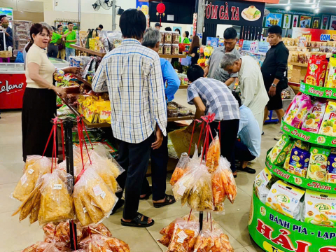 Không Gian Của Trạm Dừng Chân Cảnh Thảo Nguyên