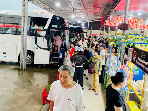 Không Gian Của Trạm Dừng Chân Cảnh Thảo Nguyên