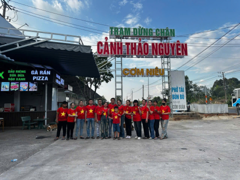 Khách hàng yêu Việt Nam - Cảnh Thảo Nguyên yêu khách hàng