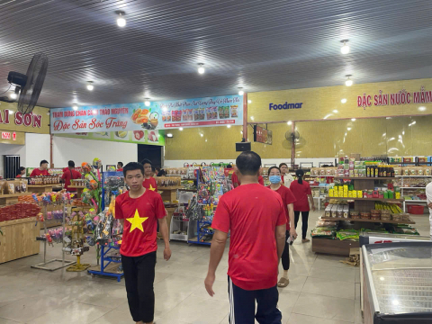 Khách hàng yêu Việt Nam - Cảnh Thảo Nguyên yêu khách hàng